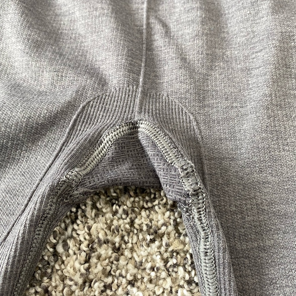 Lululemon In The Flow Crop II - Picture 12 of 15